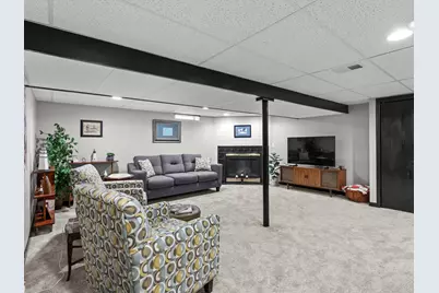1209 E Thomas St, Manitowoc, WI 54220 - Photo 20