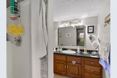 1209 E Thomas St, Manitowoc, WI 54220 - Photo 26