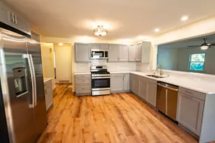 1153 N 11th Ave, West Bend, WI 53090 - Photo 12