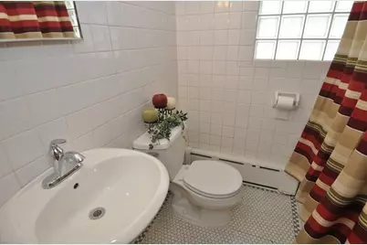 3248 S 7th St, Milwaukee, WI 53215 - Photo 6