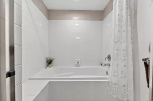 316 56th St, Kenosha, WI 53140 - Photo 12