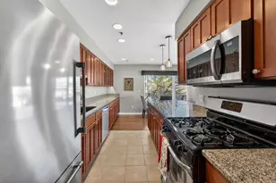 316 56th St, Kenosha, WI 53140 - Photo 8