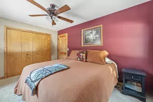 W245N4749 Swan Rd, Pewaukee, WI 53072 - Photo 14