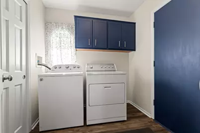 N53W15786  Creekwood Xing, Menomonee Falls, WI 53051 - Photo 24