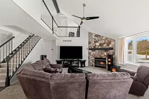 N53W15786 Creekwood Crossing, Menomonee Falls, WI 53051 - Photo 12