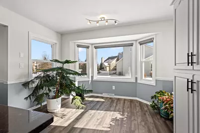 N53W15786  Creekwood Xing, Menomonee Falls, WI 53051 - Photo 8