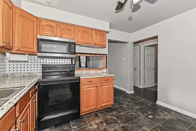 1419  Orchard St, Racine, WI 53405 - Photo 10