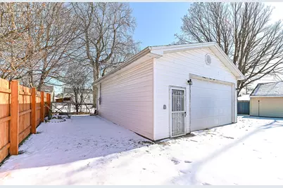 1419  Orchard St, Racine, WI 53405 - Photo 22