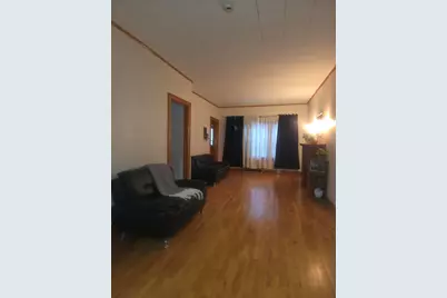 1035 S 33rd St, Milwaukee, WI 53215 - Photo 12