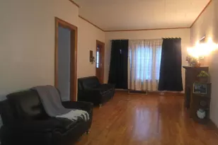 1035 S 33rd St, Milwaukee, WI 53215 - Photo 12