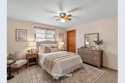 501  River Bluff Dr, Manitowoc, WI 54220 - Photo 20