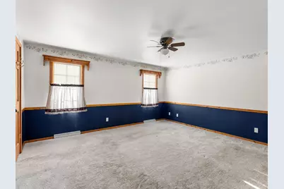 501  River Bluff Dr, Manitowoc, WI 54220 - Photo 16