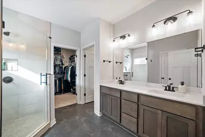 2000  Kathlynn Ct, Brookfield, WI 53045 - Photo 20