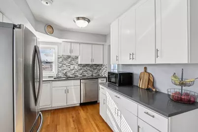 3348 S 73rd St, Milwaukee, WI 53219 - Photo 6