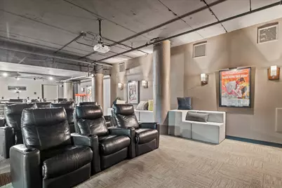 270 E Highland Ave #1043, Milwaukee, WI 53202 - Photo 18