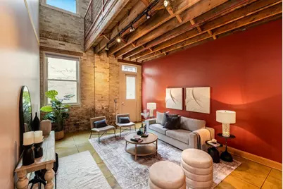 904 E Pearson St #113, Milwaukee, WI 53202 - Photo 2