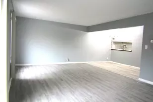 7837 N 60th St, Milwaukee, WI 53223 - Photo 6