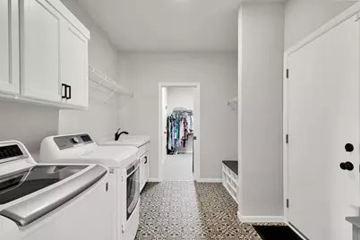 N62W21743  Augusta Pkwy, Menomonee Falls, WI 53051 - Photo 14