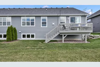 N62W21743  Augusta Pkwy, Menomonee Falls, WI 53051 - Photo 18