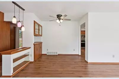 901  Anton Rd, Hartland, WI 53029 - Photo 10