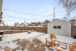 1224 S 73rd St, West Allis, WI 53214 - Photo 20