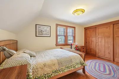 1910 E Newton Ave, Shorewood, WI 53211 - Photo 14