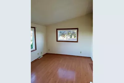 2365 S Pine St, Burlington, WI 53105 - Photo 6