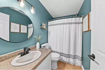 590  Pewaukee Rd #E, Pewaukee, WI 53072 - Photo 20