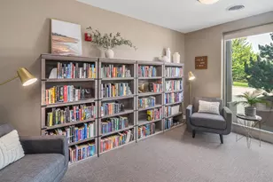 4100 S Lake Dr, Saint Francis, WI 53235 - Photo 14