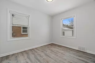 5320 N 60th St, Milwaukee, WI 53218 - Photo 8