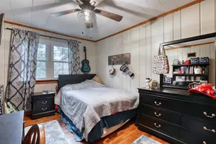 11031 W Ruby Ave, Wauwatosa, WI 53225 - Photo 26