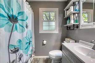 11031 W Ruby Ave, Wauwatosa, WI 53225 - Photo 32