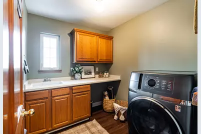 841  Summer Creek Rd, Oconomowoc, WI 53066 - Photo 32