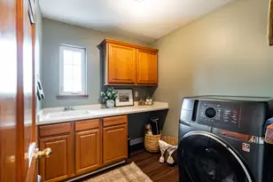 841 Summer Creek Rd, Oconomowoc, WI 53066 - Photo 32