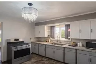 5931 N 84th St, Milwaukee, WI 53225 - Photo 6