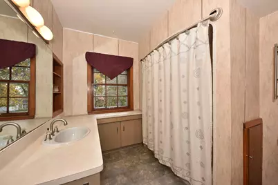 5531 S 110th St, Hales Corners, WI 53130 - Photo 12