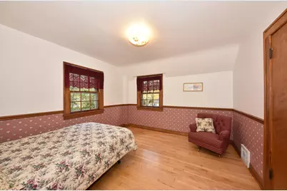 5531 S 110th St, Hales Corners, WI 53130 - Photo 10