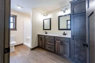 1827 Golden Gate Wy, Holmen, WI 54636 - Photo 16