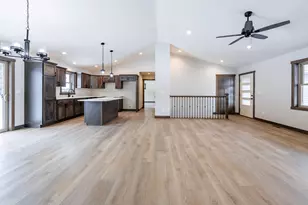 1827 Golden Gate Wy, Holmen, WI 54636 - Photo 10