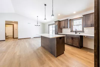 1827  Golden Gate Way, Holmen, WI 54636 - Photo 14