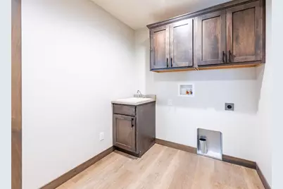 1827  Golden Gate Way, Holmen, WI 54636 - Photo 22