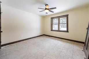 1827 Golden Gate Wy, Holmen, WI 54636 - Photo 28