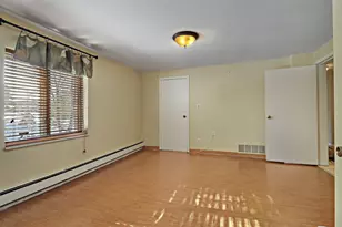 119 S Stuart Rd, Racine, WI 53406 - Photo 16