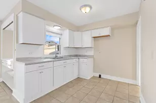 2467 S 82nd St, Milwaukee, WI 53219 - Photo 10