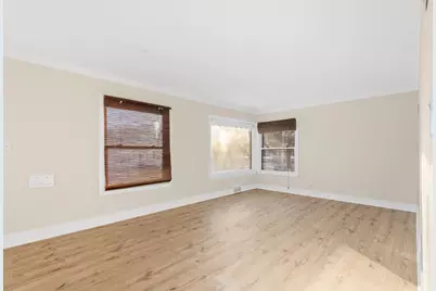 2467 S 82nd St, Milwaukee, WI 53219 - Photo 12