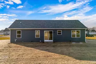 136 Spring Dr, Walworth, WI 53184 - Photo 36