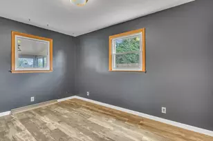 521 Prospect Ave, Sheboygan Falls, WI 53085 - Photo 12