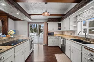 S108W34703 Jacks Bay Rd, Eagle, WI 53149 - Photo 12