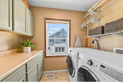 8152  Stickney Ave, Wauwatosa, WI 53213 - Photo 22