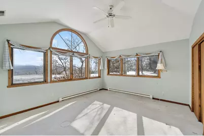 12430 N Lake Shore Dr, Mequon, WI 53092 - Photo 16